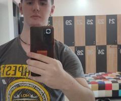 Gigolo discret pentru parteneră Constanța